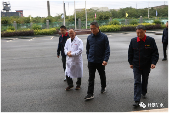 四川省什邡市市委副书记、市长卿伟一行莅临尊时凯龙人生就博集团什邡生产基地调研指导